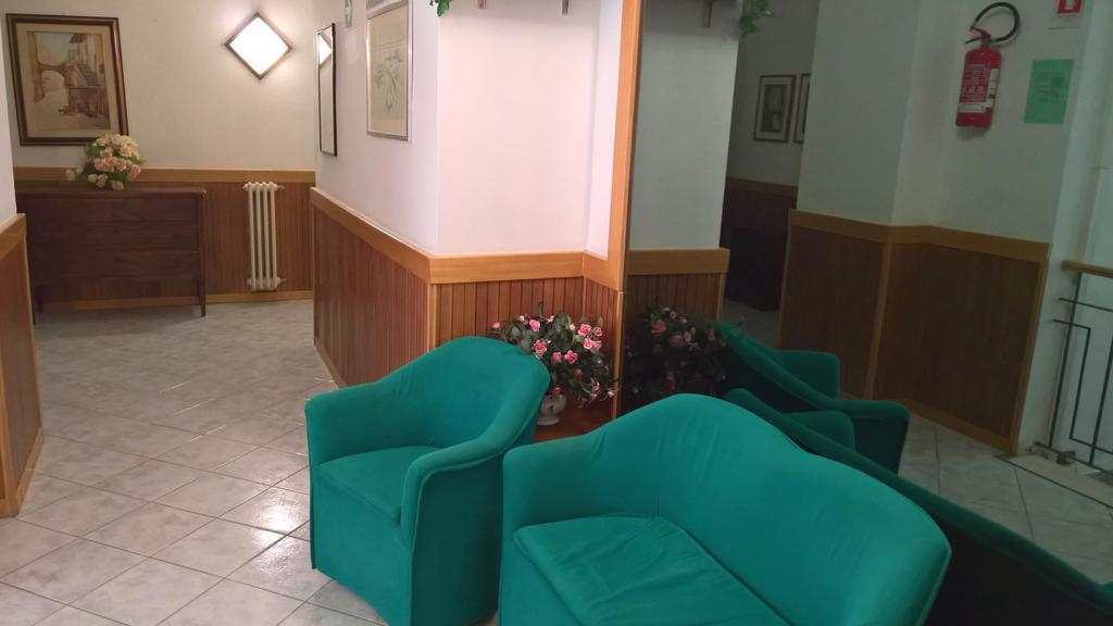 Albergo Golfo Follonica Extérieur photo