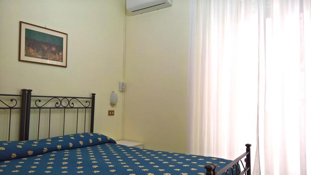 Albergo Golfo Follonica Extérieur photo